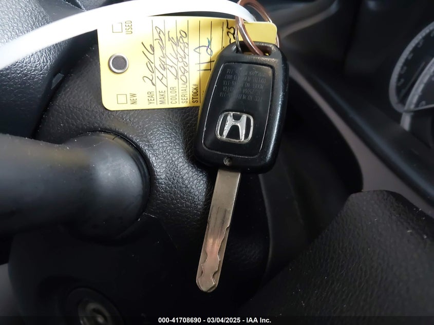 2016 HONDA ACCORD VIN: 1HGCR2F33GA098480