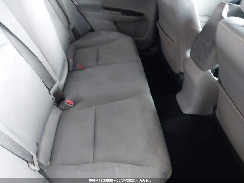 2016 HONDA ACCORD VIN: 1HGCR2F33GA098480