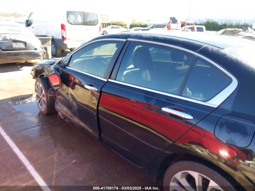 2015 HONDA ACCORD VIN: 1HGCR2F57FA272616