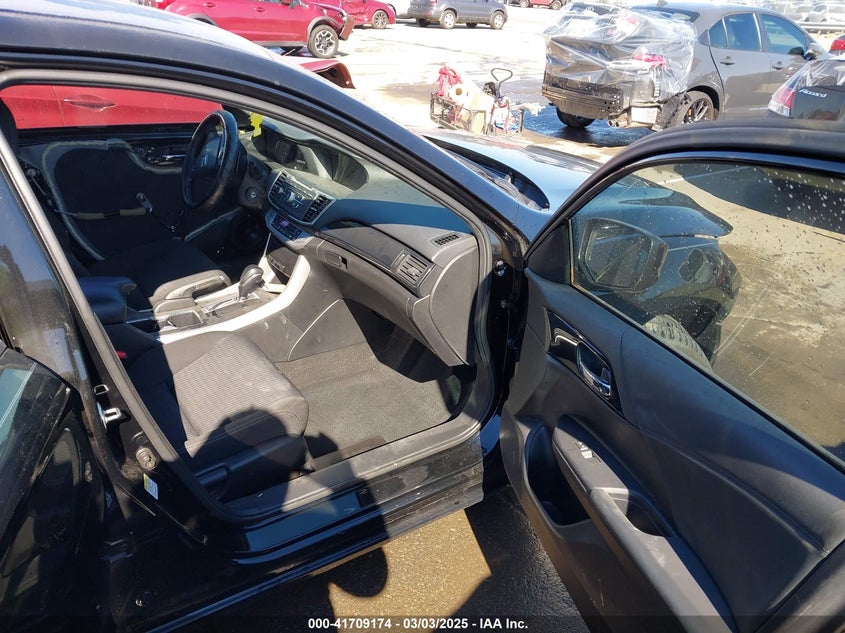 2015 HONDA ACCORD VIN: 1HGCR2F57FA272616