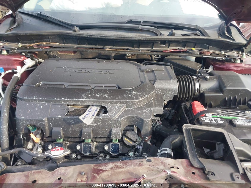 2016 HONDA ACCORD VIN: 1HGCR3F87GA014159