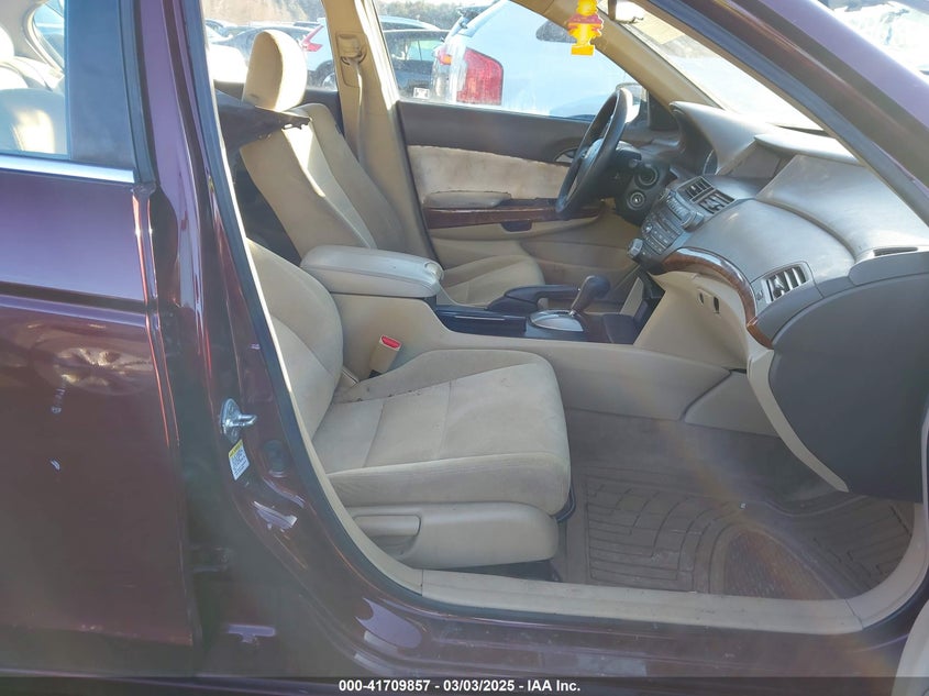 2009 HONDA ACCORD VIN: 1HGCP26769A023803