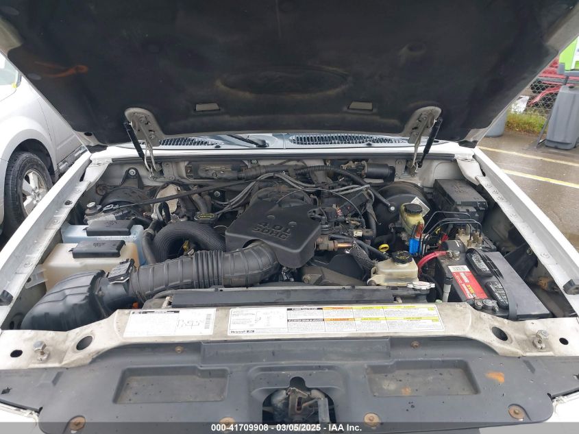 2001 Ford Explorer Sport Trac VIN: 1FMZU67E41UB46679 Lot: 41709908