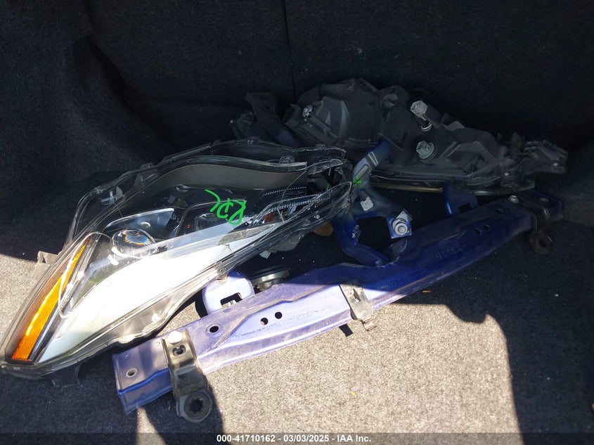 2019 TOYOTA COROLLA SE - 5YFBURHE3KP948564