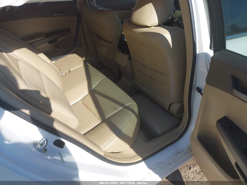 1HGCP26328A153394 2008 HONDA ACCORD photo no. 8