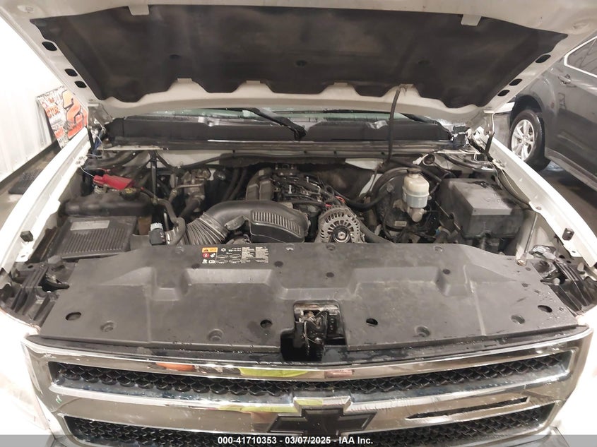 2011 CHEVROLET SILVERADO 1500 VIN: 3GCPKSE30BG358642