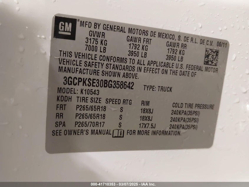 2011 CHEVROLET SILVERADO 1500 VIN: 3GCPKSE30BG358642