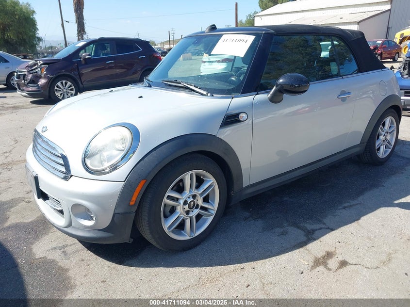 2011 MINI COOPER VIN: WMWZN3C57BT133094