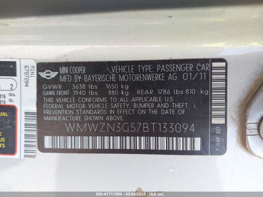 2011 MINI COOPER VIN: WMWZN3C57BT133094