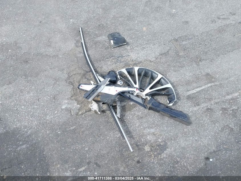 2020 Toyota Camry Se VIN: 4T1G11AK9LU994643 Lot: 41711388