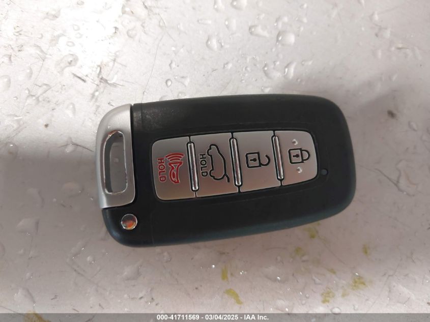 2013 Hyundai Veloster Base W/Black VIN: KMHTC6AD3DU099335 Lot: 41711569