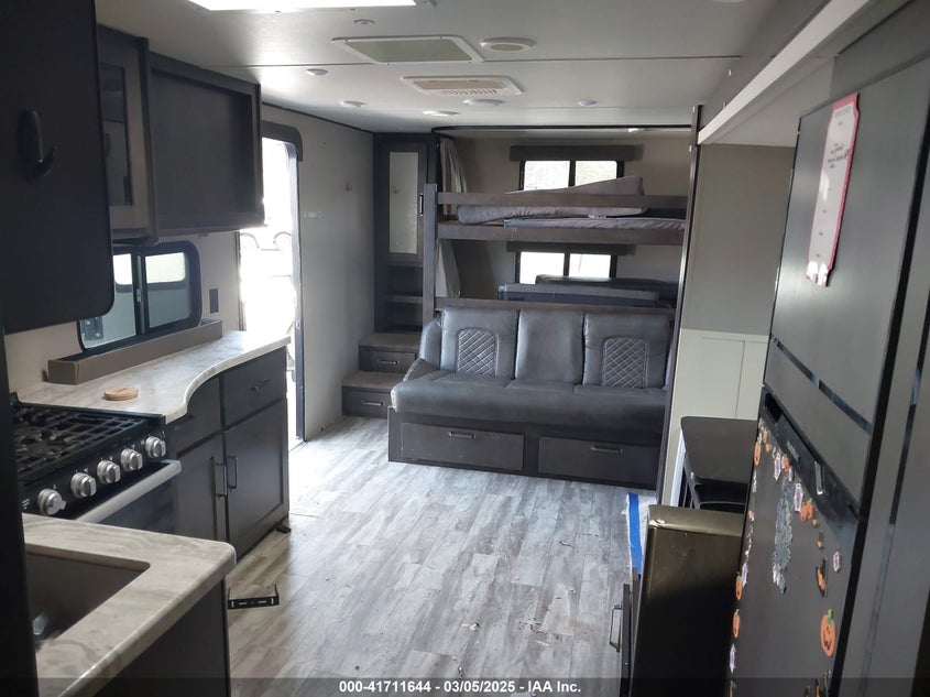 2021 GRAND DESIGN OTHER (VIN: 573TT3329MDD00598