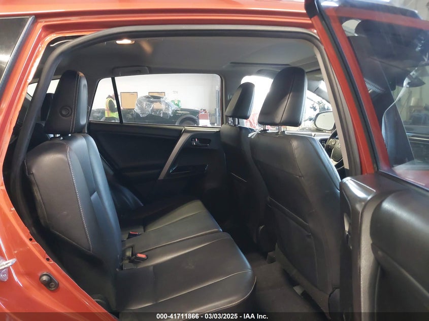 2016 TOYOTA RAV4 LIMITED - JTMDFREV1GJ059877