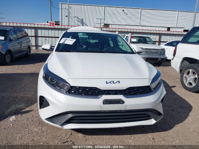 2024 Kia Forte Lxs VIN: 3KPF24AD9RE765015 Lot: 41711988