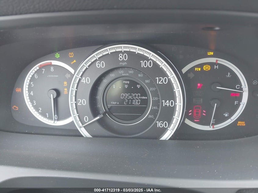 2015 HONDA ACCORD VIN: 1HGCR2F80FA174182