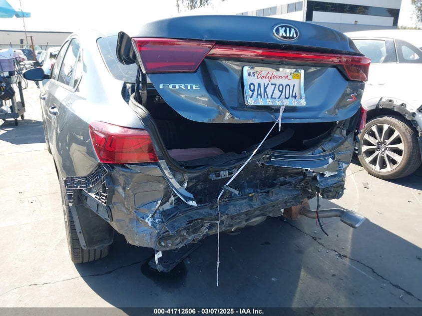 2019 KIA FORTE S - 3KPF34AD0KE135130