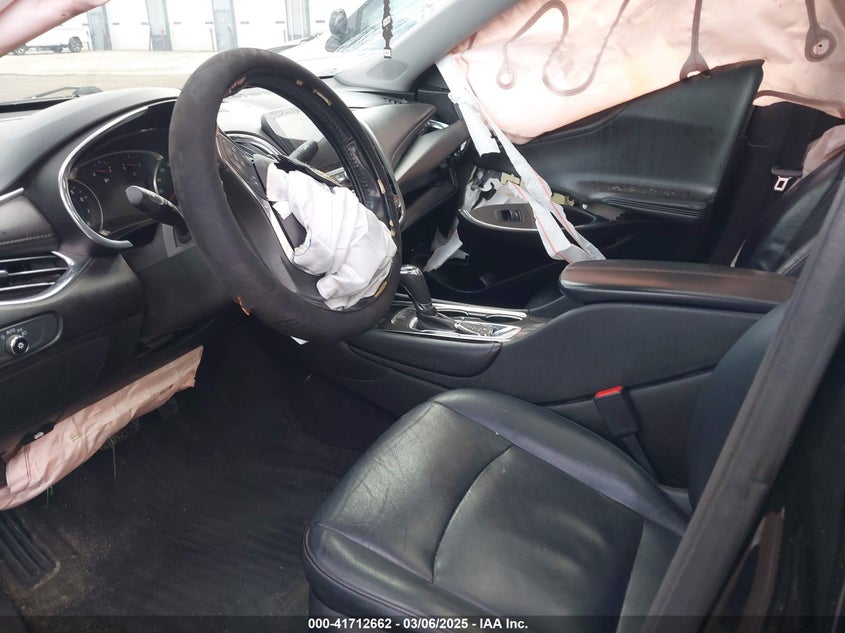 2018 CHEVROLET MALIBU VIN: 1G1ZD5ST9JF199430