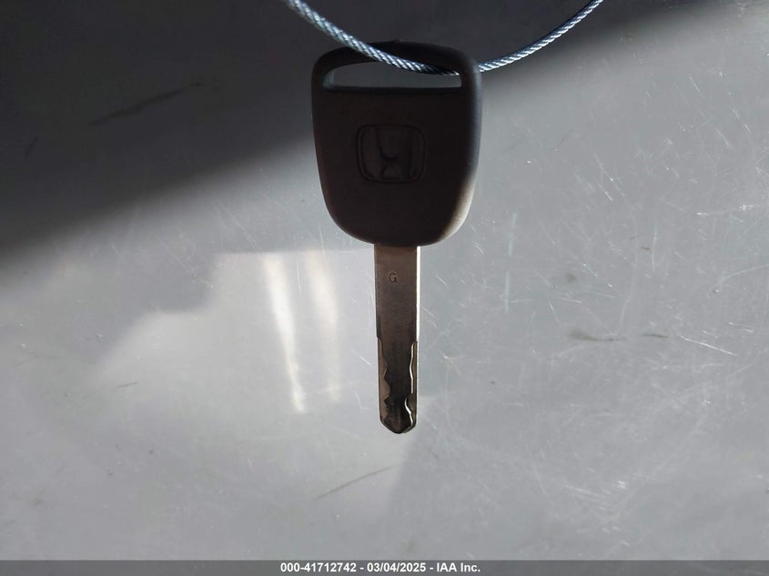 2016 HONDA ACCORD VIN: 1HGCR2F31GA079460