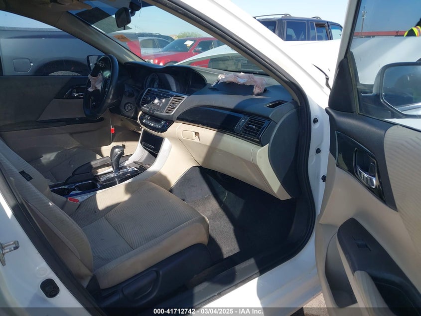 2016 HONDA ACCORD VIN: 1HGCR2F31GA079460