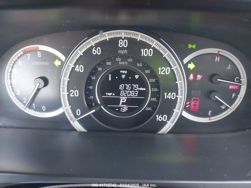 2016 HONDA ACCORD VIN: 1HGCR2F31GA079460