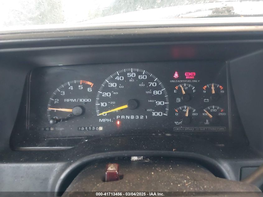 1996 GMC Yukon VIN: 1GKEK13R9TJ753626 Lot: 41713456