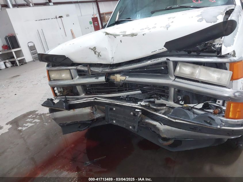 1996 Chevrolet Tahoe K1500 VIN: 1GNEK13R5TJ341299 Lot: 41713489