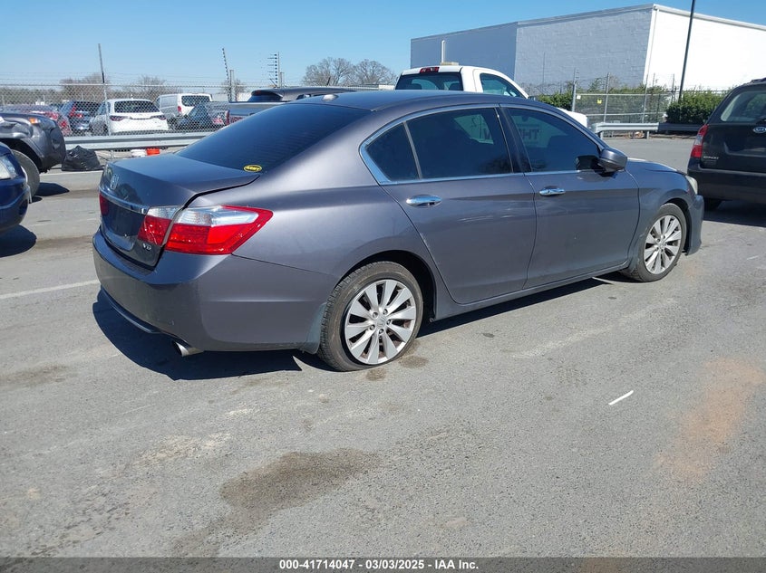 2015 HONDA ACCORD VIN: 1HGCR3F80FA015457