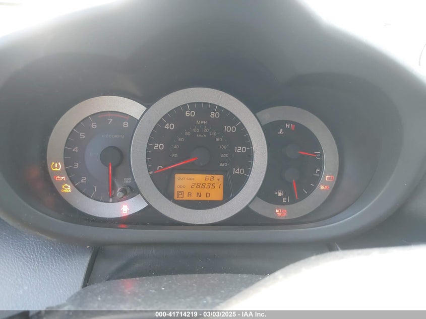 2006 TOYOTA RAV4 VIN: JTMBD32VX65011560