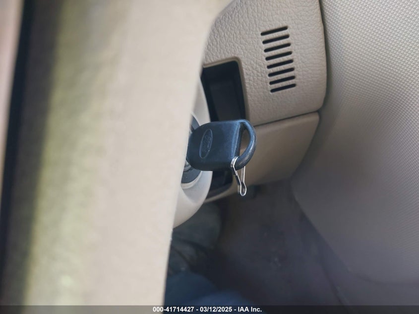 2008 Ford Explorer Xlt VIN: 1FMEU73E88UA75121 Lot: 41714427