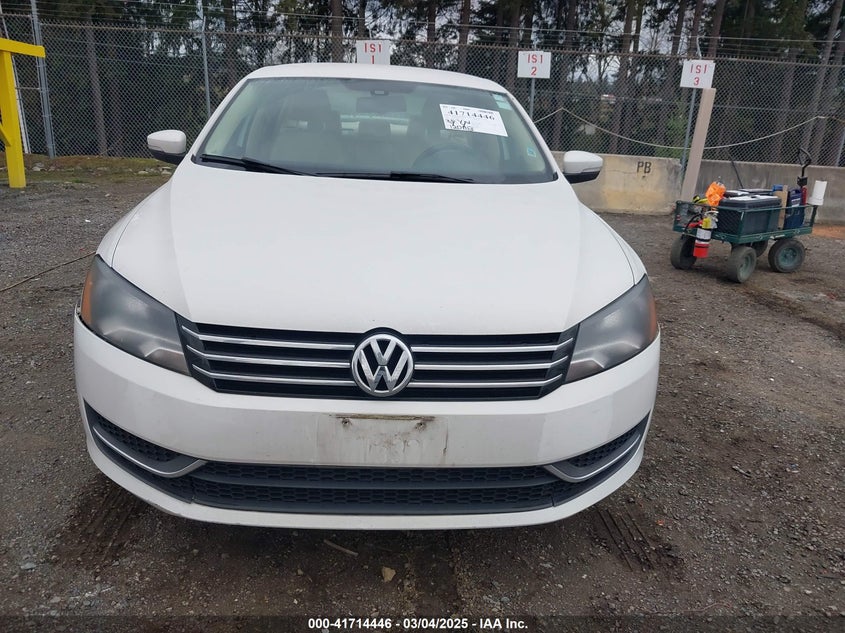2013 VOLKSWAGEN PASSAT VIN: 1VWBH7A32DC011358