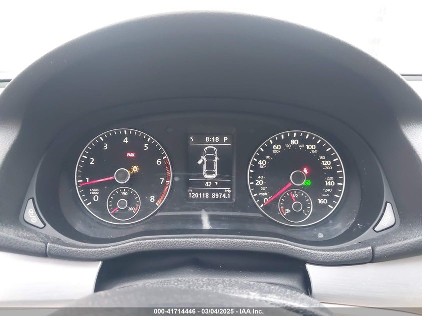 2013 VOLKSWAGEN PASSAT VIN: 1VWBH7A32DC011358