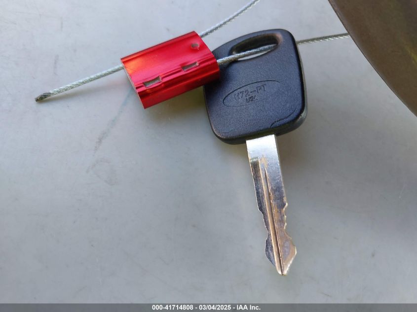 2000 Ford Expedition Xlt VIN: 1FMPU16LXYLB40007 Lot: 41714808