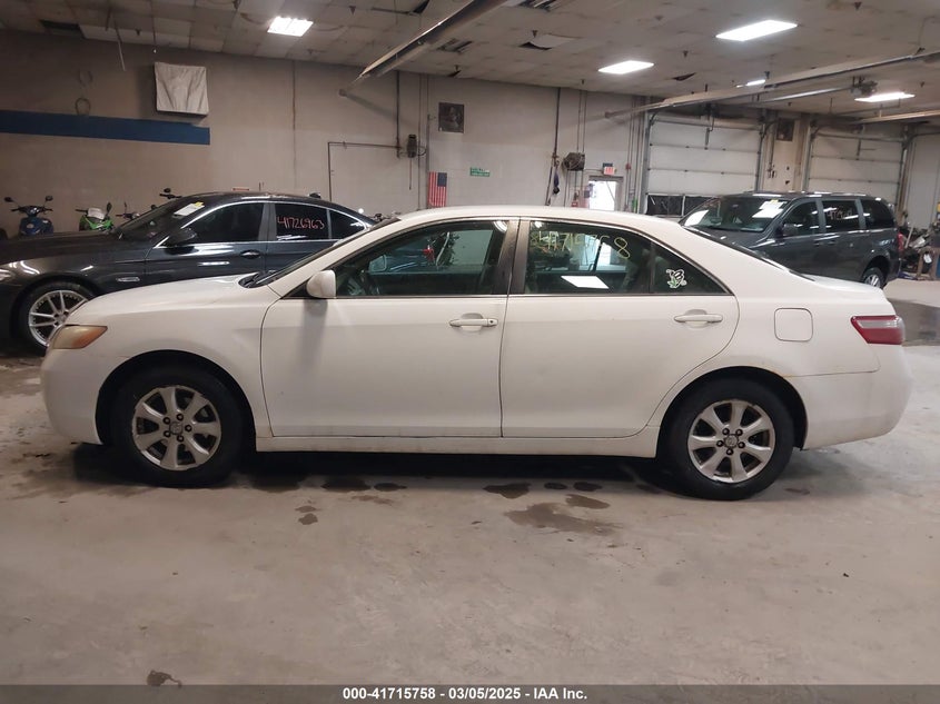 2007 TOYOTA CAMRY VIN: 4T1BE46K57U627818