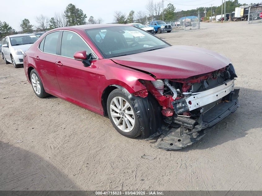TOYOTA CAMRY LE 2022