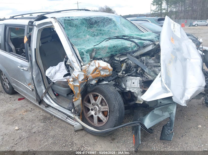 2010 Chrysler Town & Country Touring VIN: 2A4RR5D10AR501078 Lot: 41715987