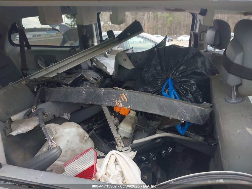 2010 Chrysler Town & Country Touring VIN: 2A4RR5D10AR501078 Lot: 41715987