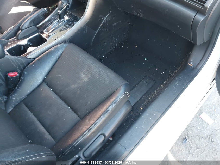 2017 HONDA ACCORD VIN: 1HGCR2F58HA206546