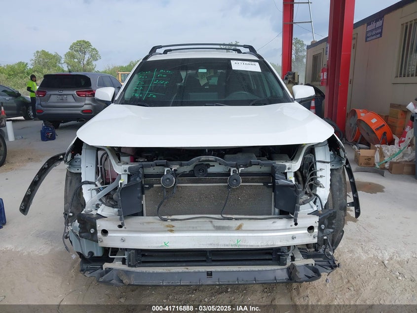 2022 TOYOTA RAV4 HYBRID XLE - 2T3RWRFV5NW128931