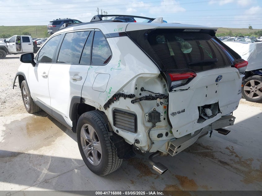 2022 TOYOTA RAV4 HYBRID XLE - 2T3RWRFV5NW128931