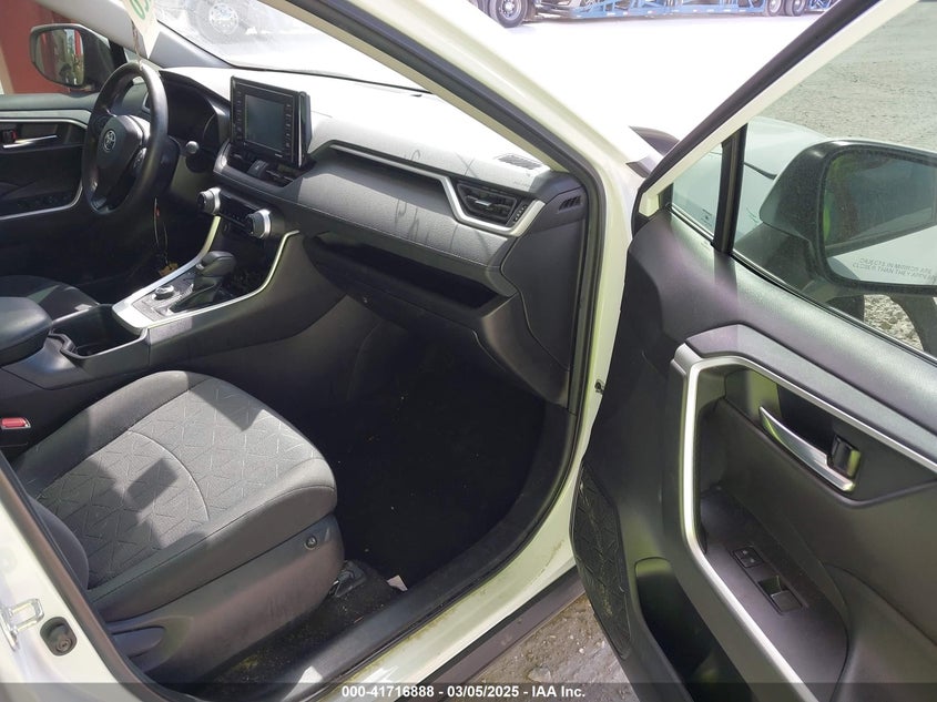 2022 TOYOTA RAV4 HYBRID XLE - 2T3RWRFV5NW128931