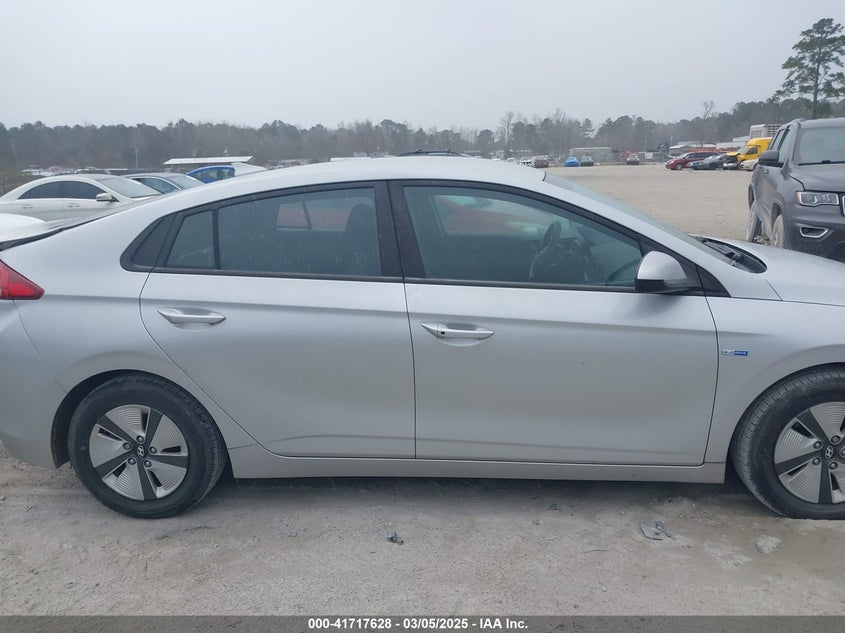 2019 HYUNDAI IONIQ HYBRID BLUE - KMHC65LC3KU118095