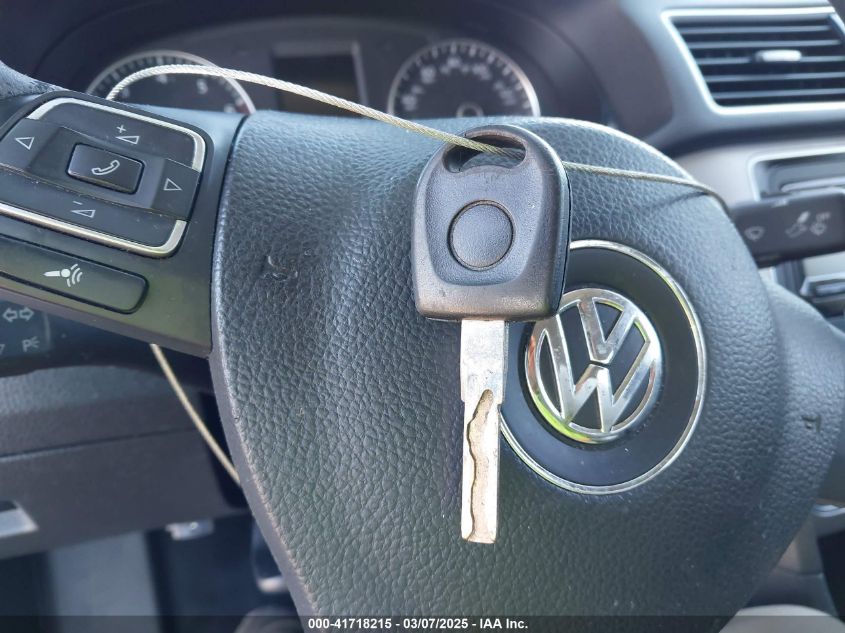 2014 Volkswagen Passat 1.8T S VIN: 1VWAT7A36EC103388 Lot: 41718215