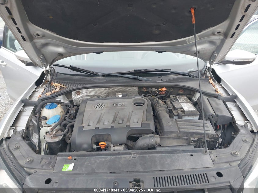 2012 VOLKSWAGEN PASSAT VIN: 1VWBN7A35CC039288