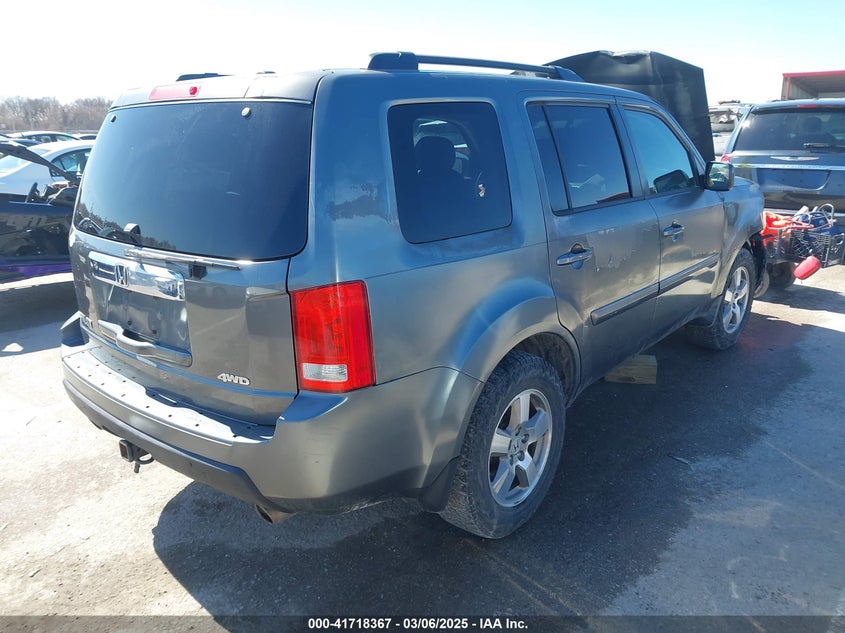 2011 HONDA PILOT VIN: 5FNYF4H51BB014261