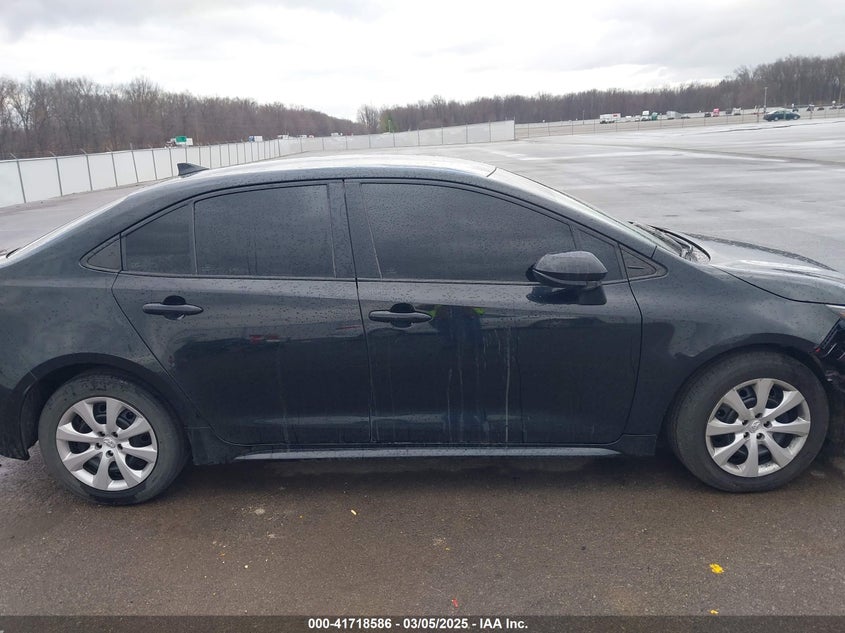 2022 TOYOTA COROLLA LE - 5YFEPMAE8NP293968