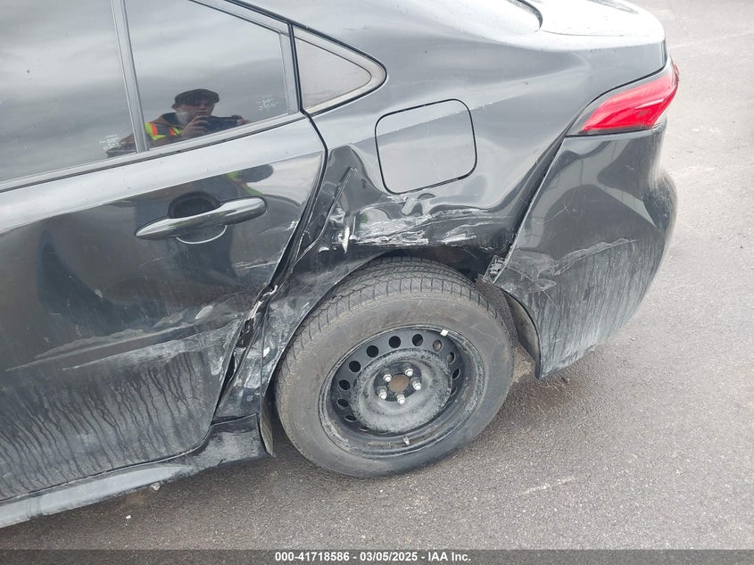 2022 TOYOTA COROLLA LE - 5YFEPMAE8NP293968