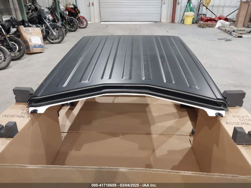 2020 Jeep Wrangler Unlimited Freedom 4X4 VIN: 1C4HJXDGXLW274677 Lot: 41718659