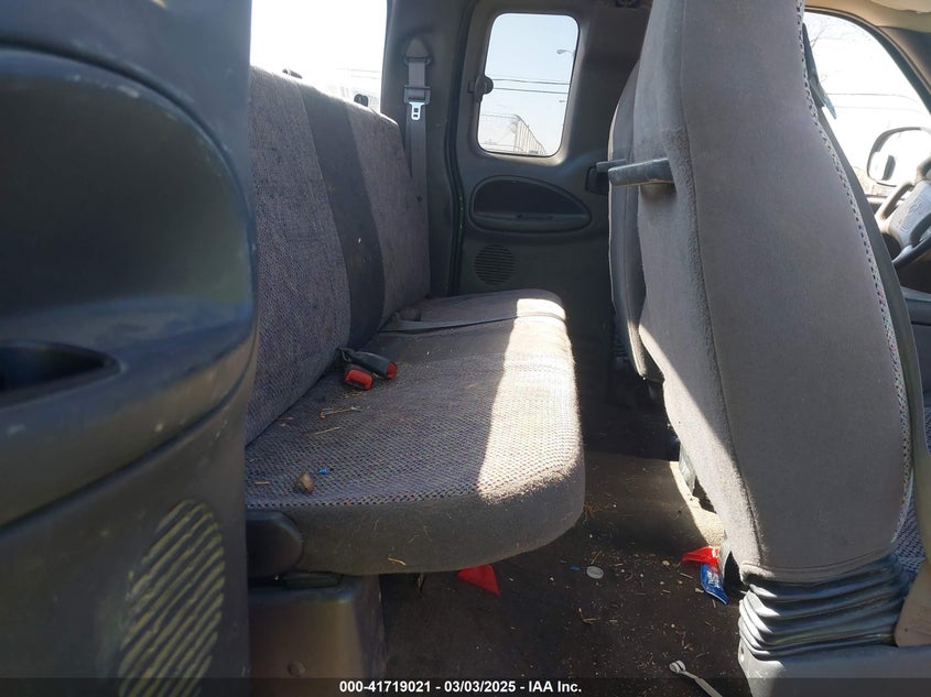 2001 Dodge Ram 2500 St VIN: 1B7KF23681J503712 Lot: 41719021