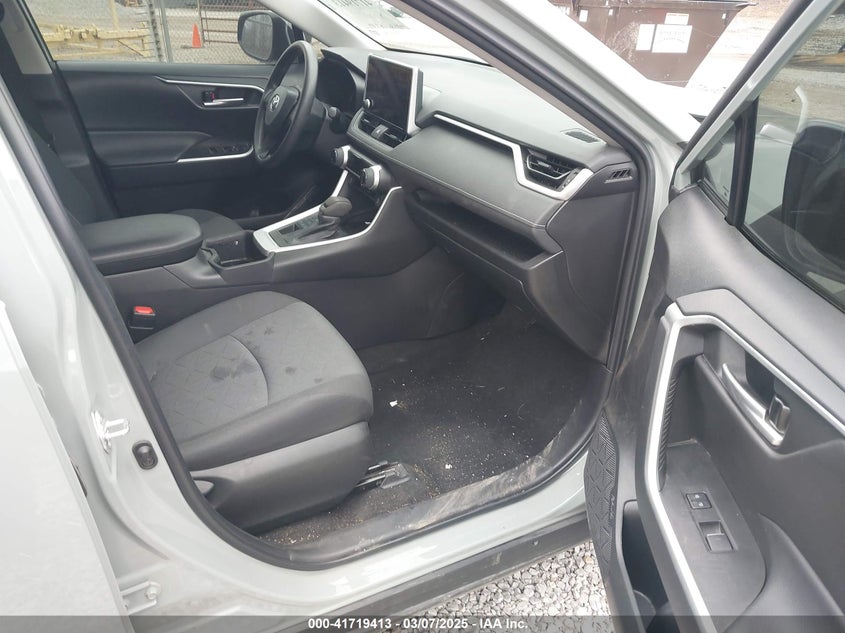 2023 TOYOTA RAV4 XLE - 2T3P1RFVXPW399895