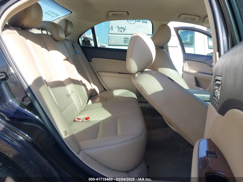 2012 FORD FUSION VIN: 3FAHP0JA2CR152328